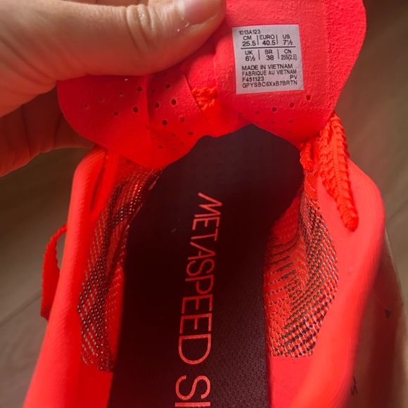 ASICS METASPEED SKY Racing Shoe - Picture 4 of 4